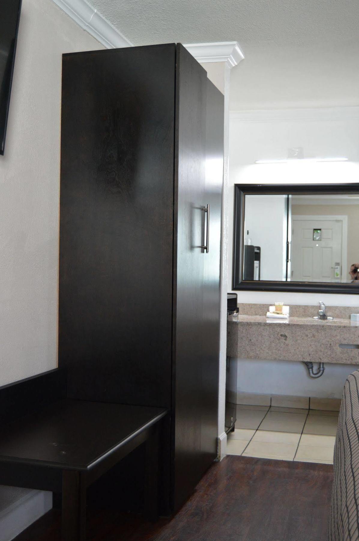 Destin Inn & Suites Zewnętrze zdjęcie